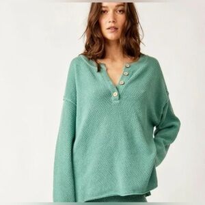 FP Beach Hailey sweater oversized Vneck button down size XL resort wear travel